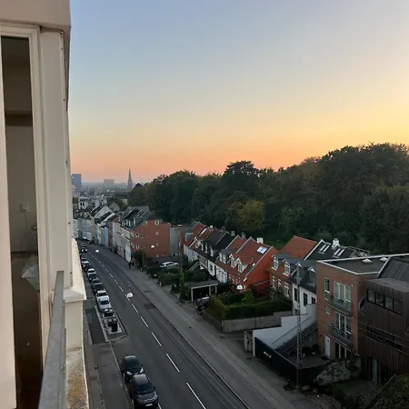 Апартаменты 1 Bedroom Apartment, Trojborg *